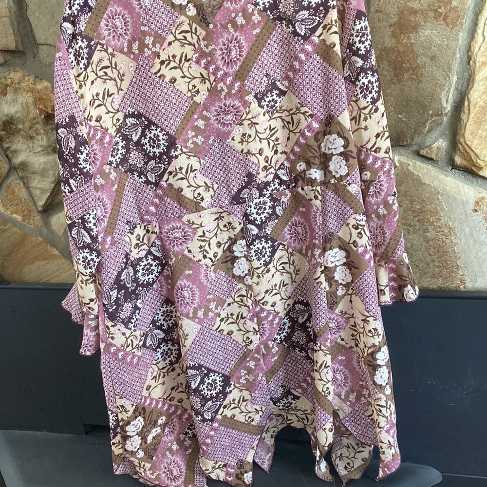Tunic long mini skirt length dusty rose floral plus size 1X, emme true beauty. - Picture 6 of 7